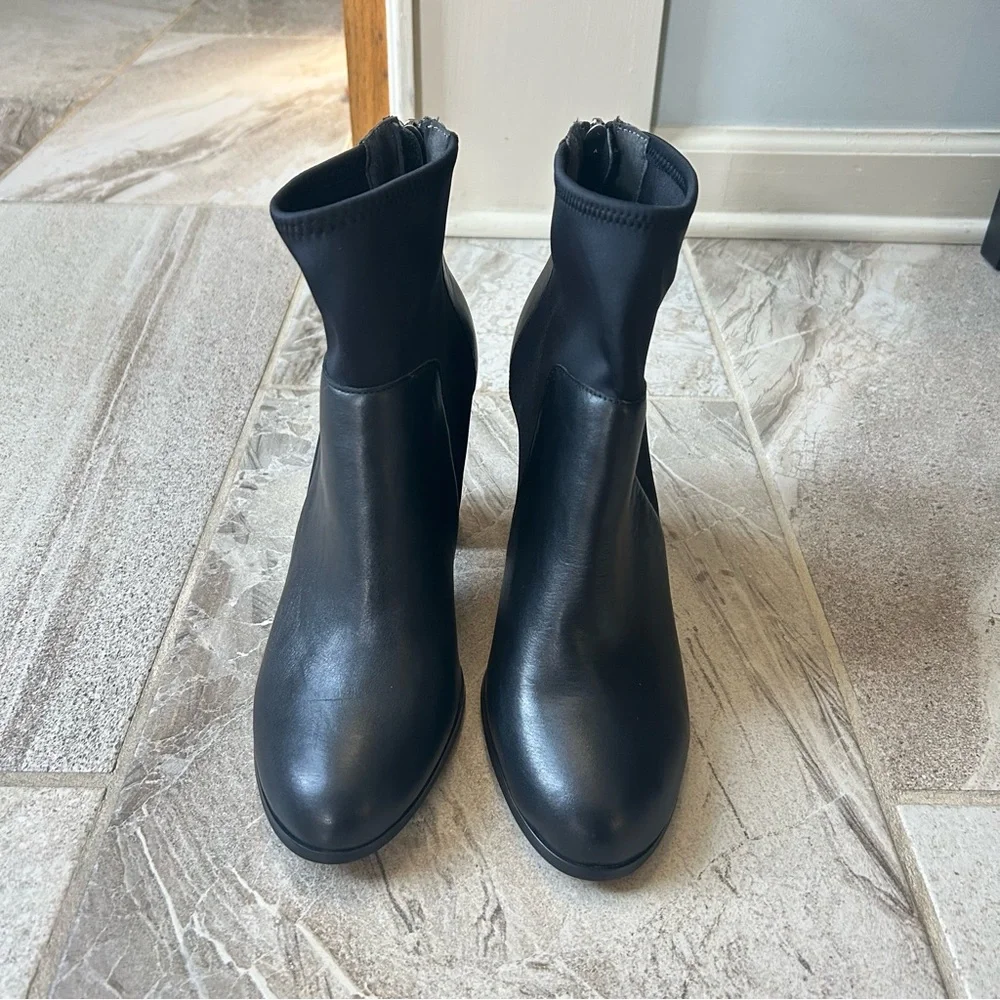 NWOB Adrienne Vittadini Ratti Black Leather Block Heel Ankle Boots, Size 10M